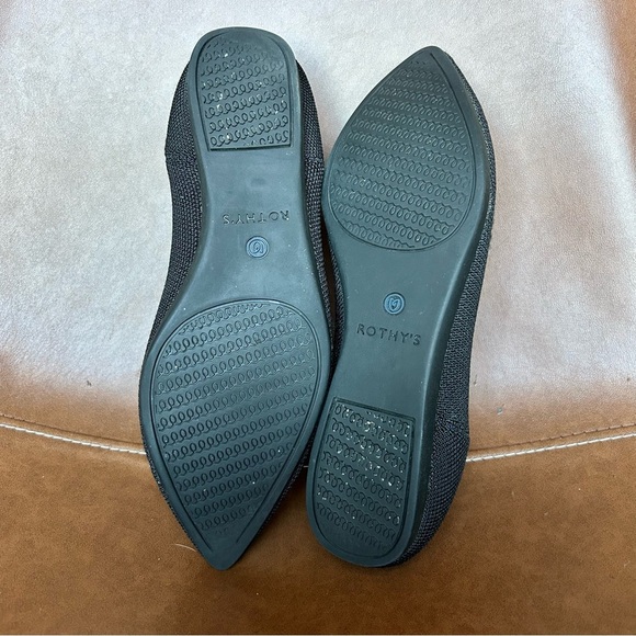 Rothy's The Point Slip On, Black Size 6.5 - Picture 6 of 7
